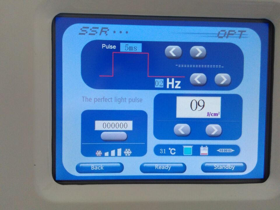 macchina dorata POPPIERA 10MHZ 0.1-9.9ms di depilazione di 3000W SHR Shr con Ce